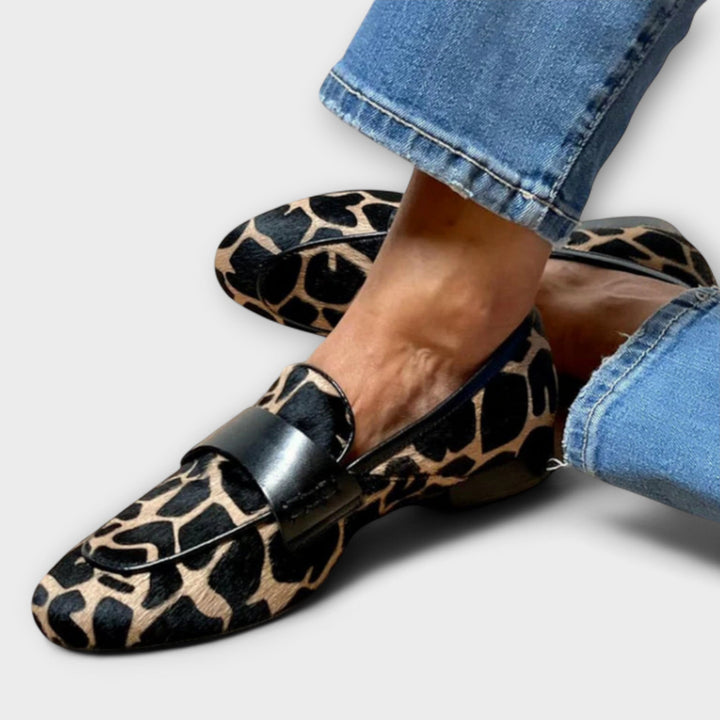 Paula - Loafer med skarp stil