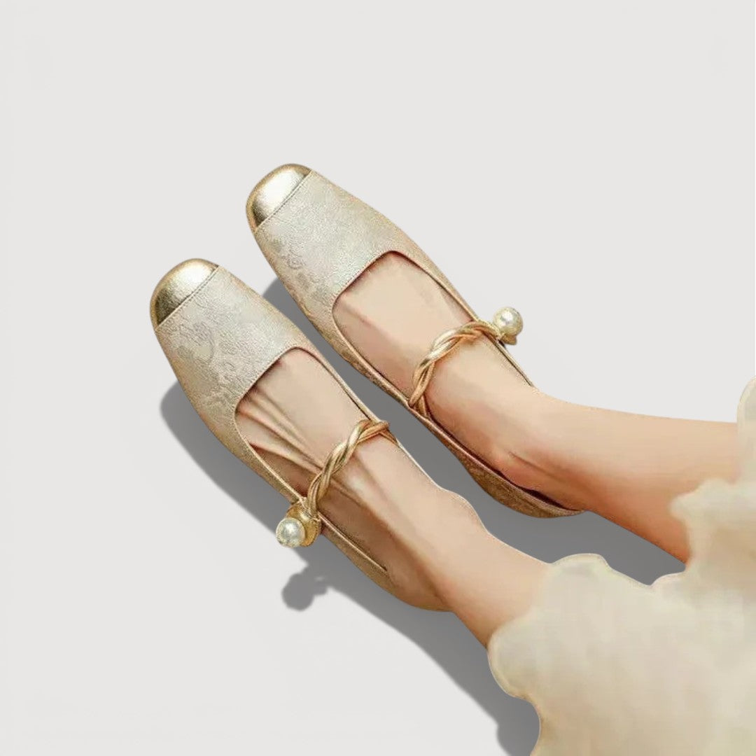 KRYSTAL – VINTAGE LÅGKLACKAR