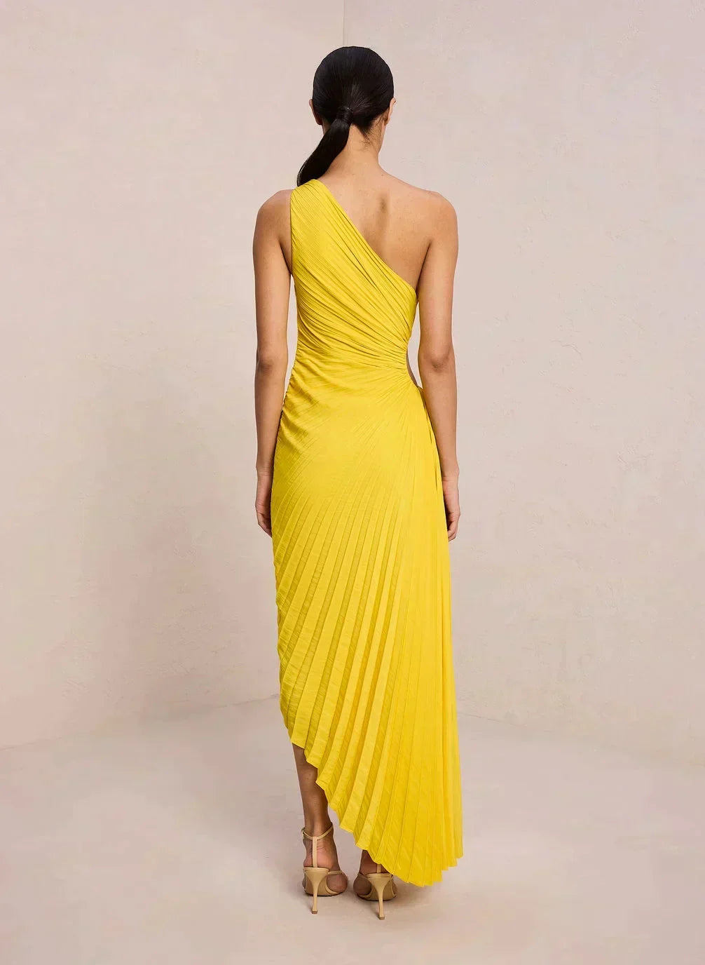 Sylviana - Enaxlad Plisserad Midiklänning