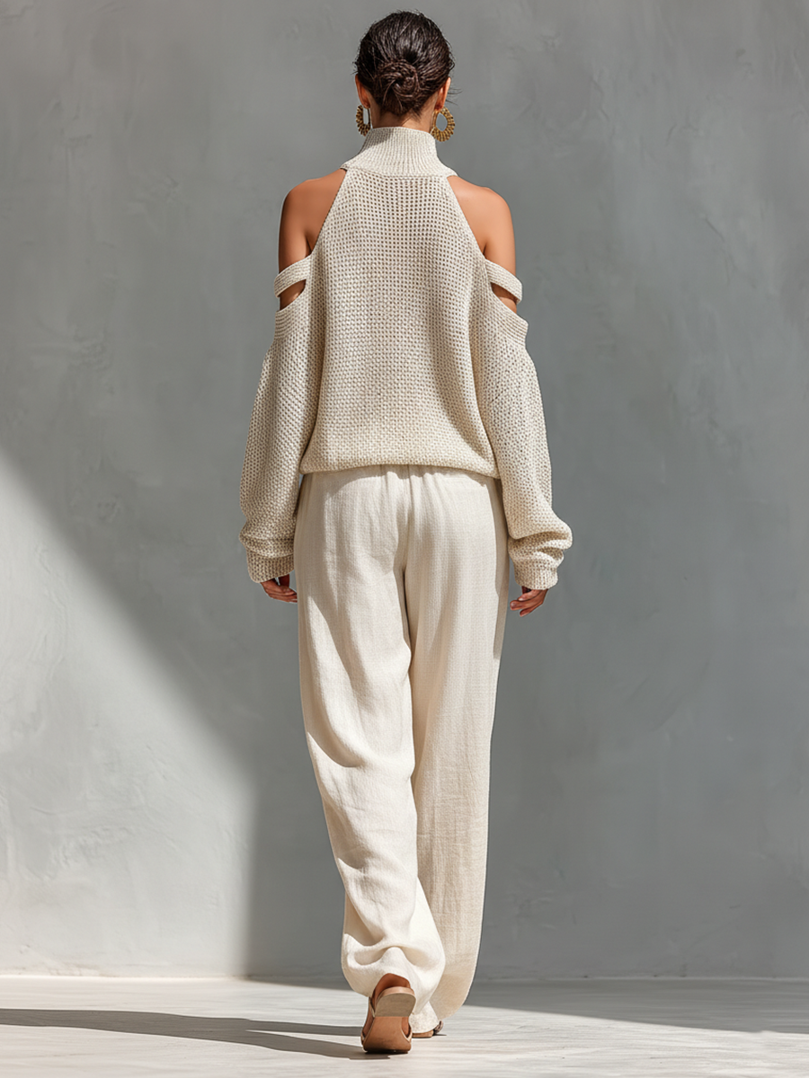 Thalia - Beige stickad polotröja med axelblottande design och vida byxor i set