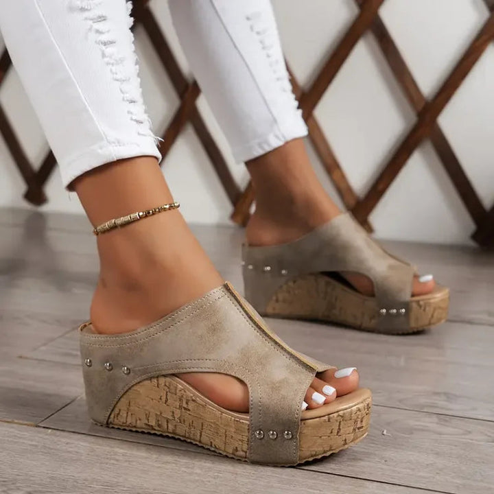 Melissa | Kilklacksandaler med Valvstöd