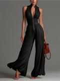 Zsófia Jumpsuit | Svart plisserad jumpsuit