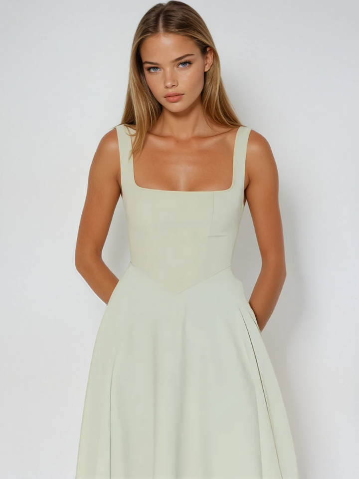 Scarlett Grace | Elegant klänning