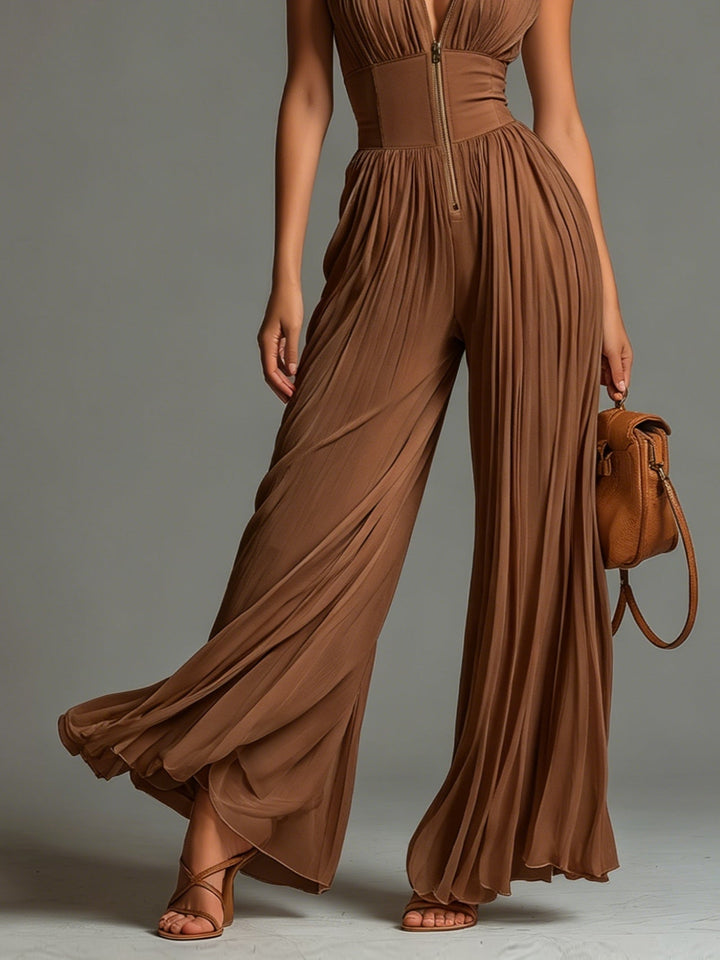 Zsófia Jumpsuit | Jumpsuit i plisserad chiffong i karamellfärg
