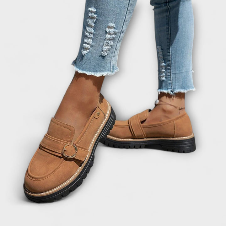 Aurora - Enkla vardagliga slip-ons