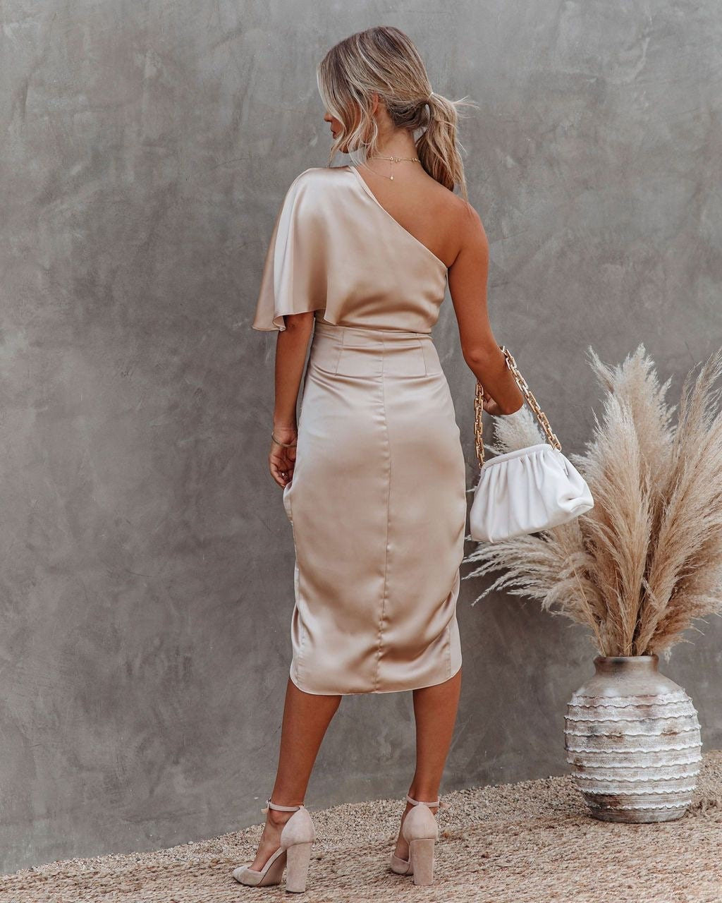 Maelle - Chic Midiklänning